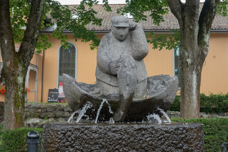 HEL02750.jpg