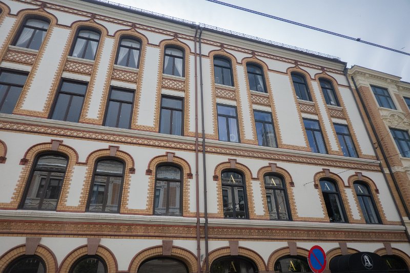 HEL02850.jpg