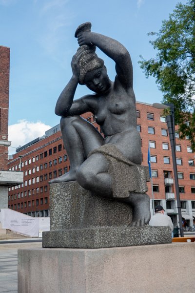HEL02882.jpg