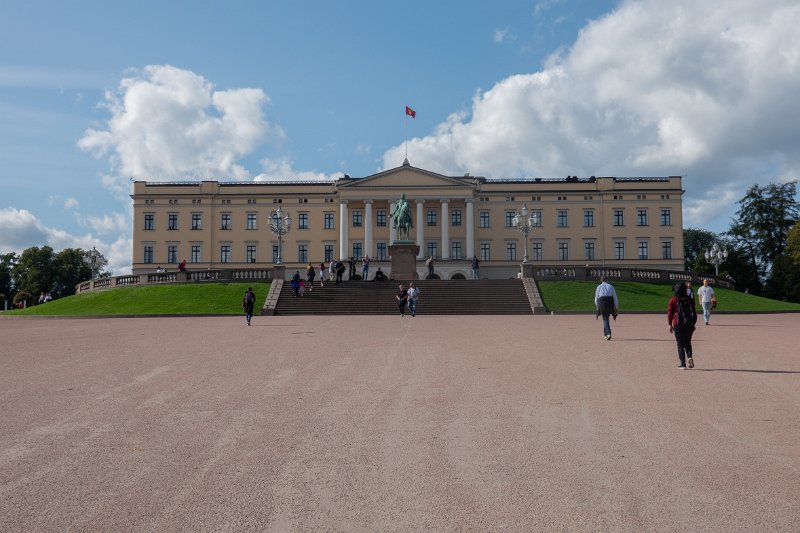HEL02896.jpg