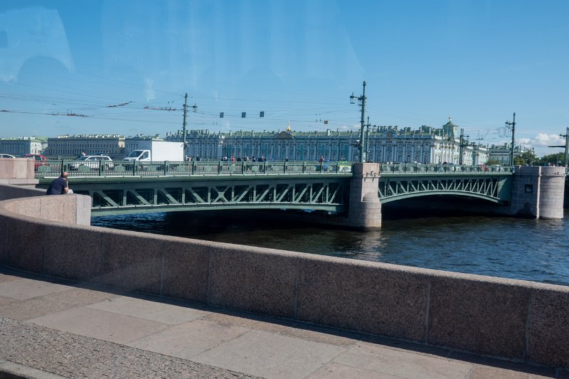 HEL03195.jpg