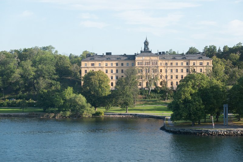 HEL03683.jpg
