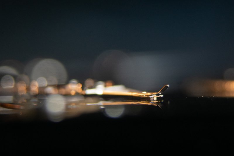 F007.jpg